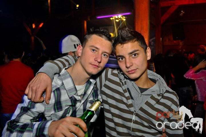 Party la maxim în Disco Faház,