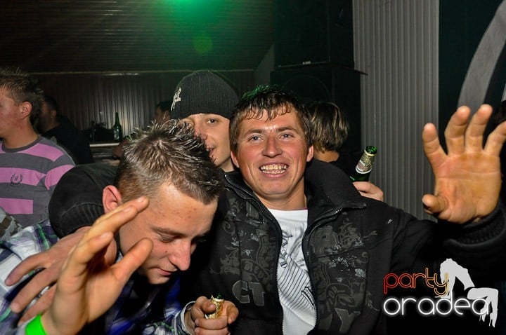 Party la maxim în Disco Faház,