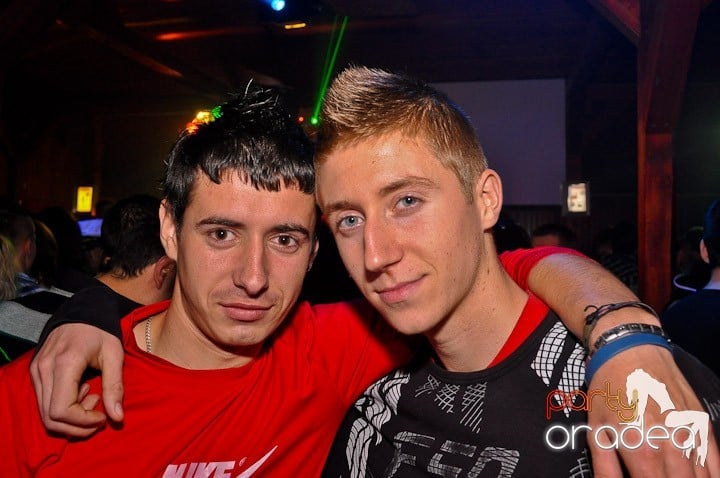 Party la maxim în Disco Faház,