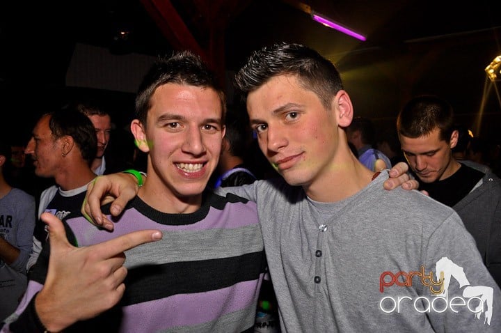 Party la maxim în Disco Faház,