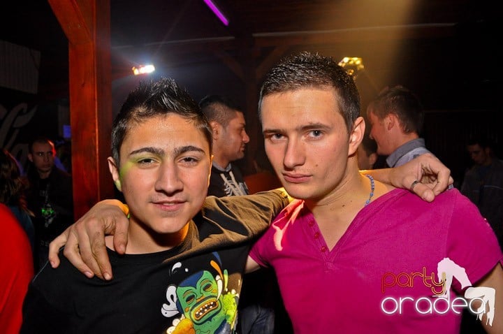Party la maxim în Disco Faház,