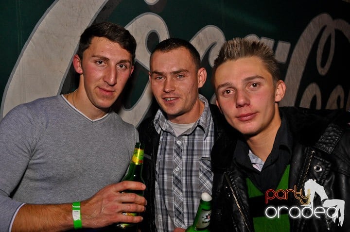 Party la maxim în Disco Faház,