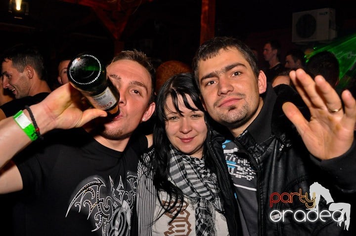 Party la maxim în Disco Faház,