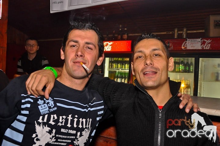 Party la maxim în Disco Faház,