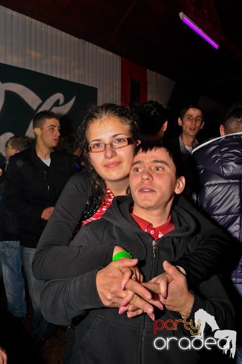 Party la maxim în Disco Faház,