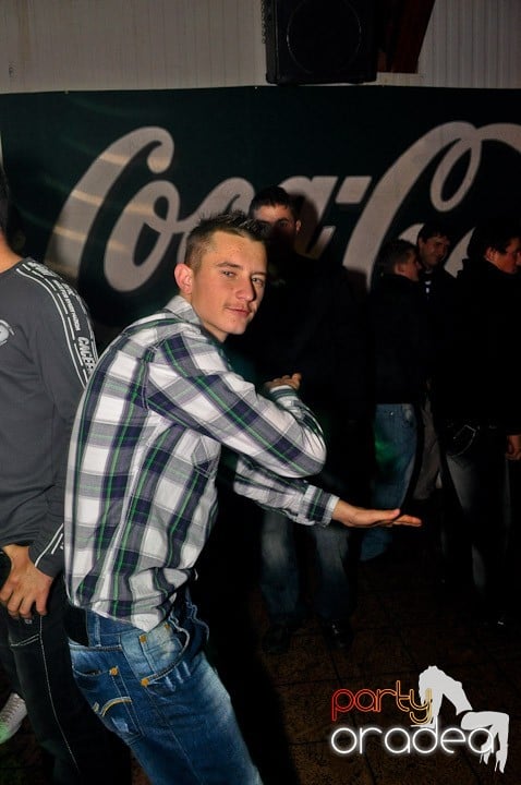 Party la maxim în Disco Faház,