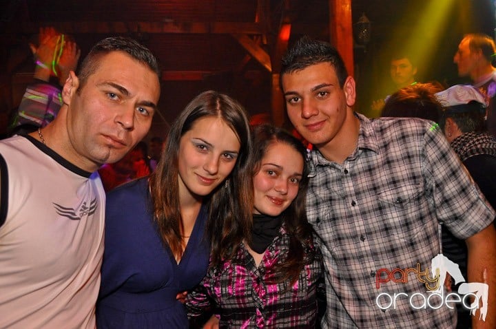Party la maxim în Disco Faház,