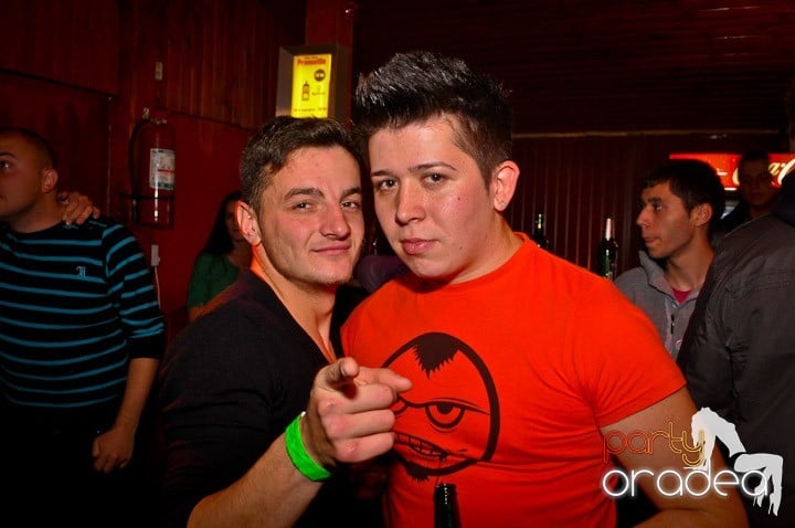 Party la maxim în Disco Faház,