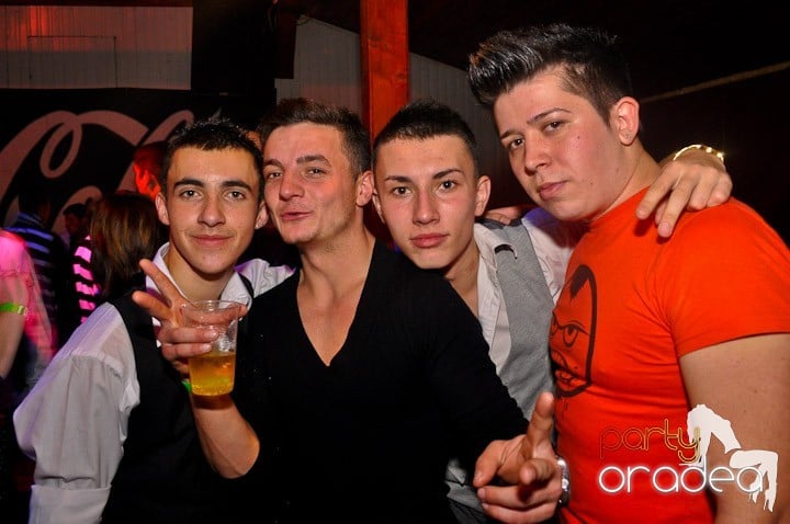 Party la maxim în Disco Faház,