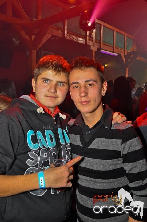 Party la maxim în Disco Faház,