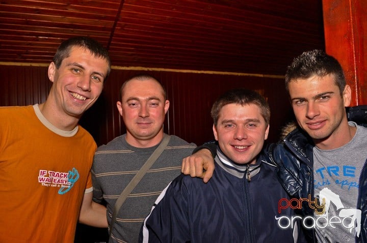 Party la maxim în Disco Faház,