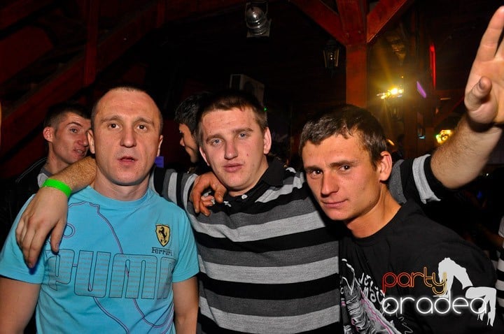 Party la maxim în Disco Faház,