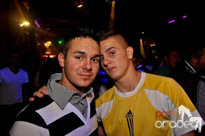 Party la maxim în Disco Faház,