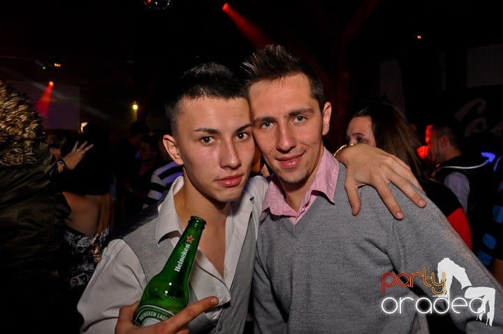 Party la maxim în Disco Faház,
