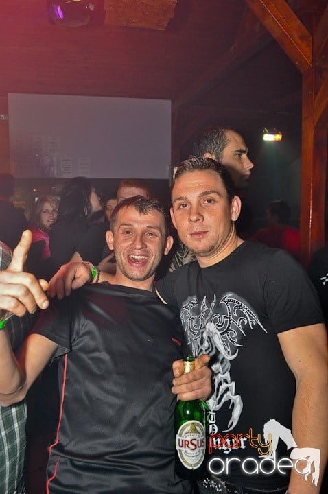 Party la maxim în Disco Faház,