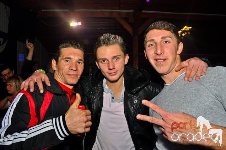 Party la maxim în Disco Faház,