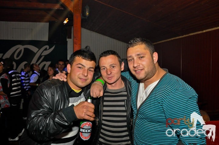 Party la maxim în Disco Faház,
