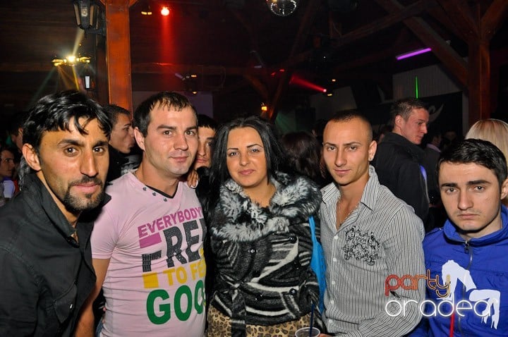 Party la maxim în Disco Faház,