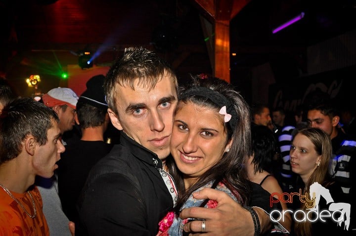 Party la maxim în Disco Faház,