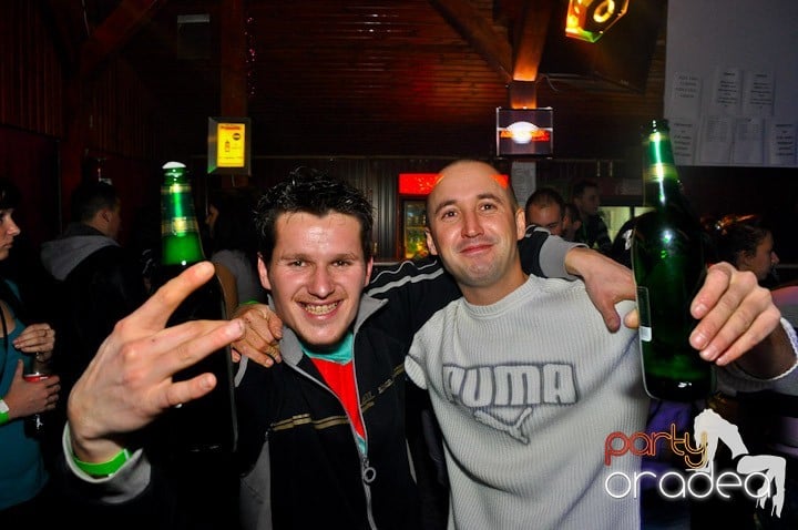 Party la maxim în Disco Faház,