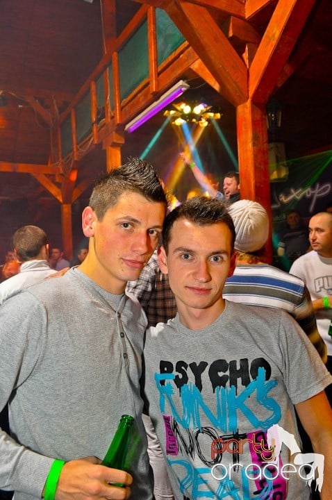 Party la maxim în Disco Faház,