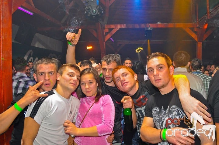 Party la maxim în Disco Faház,