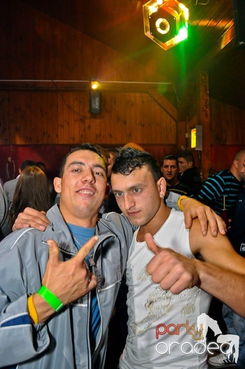 Party la maxim în Disco Faház,