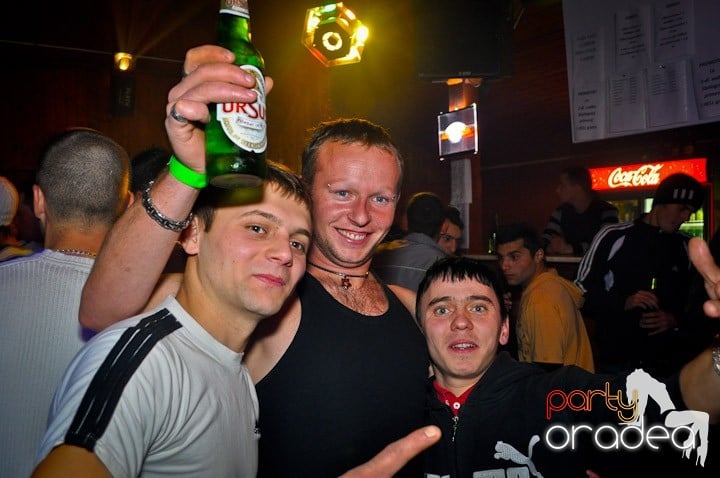 Party la maxim în Disco Faház,