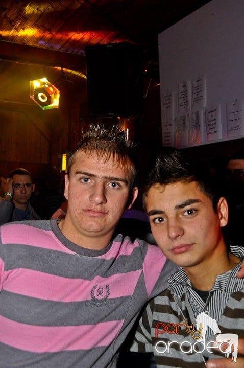 Party la maxim în Disco Faház,