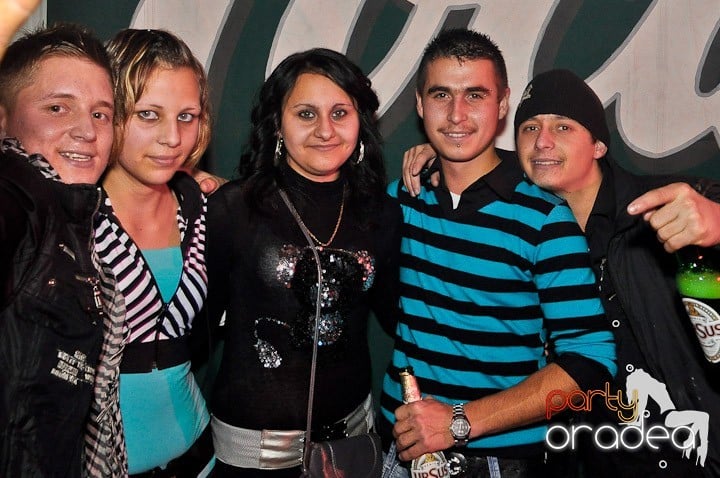 Party la maxim în Disco Faház,