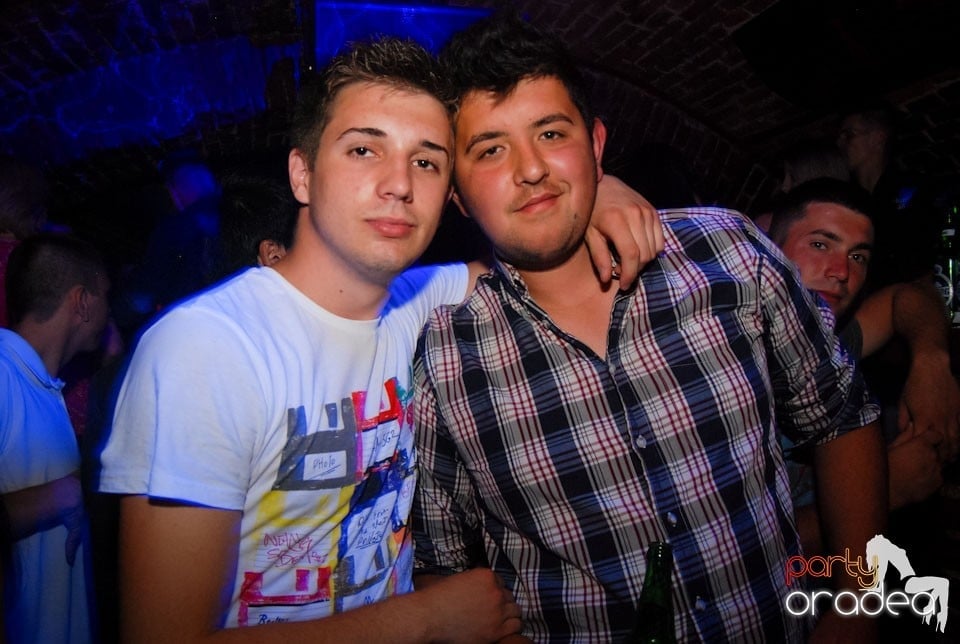 Party Time @ Club Escape, 