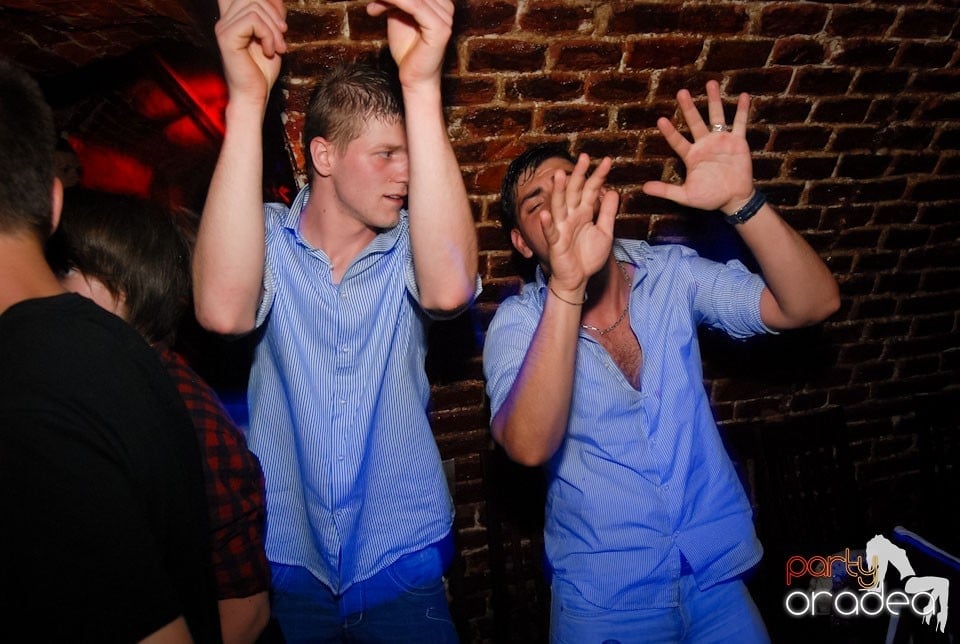 Party Time @ Club Escape, 