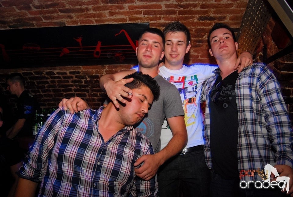 Party Time @ Club Escape, 