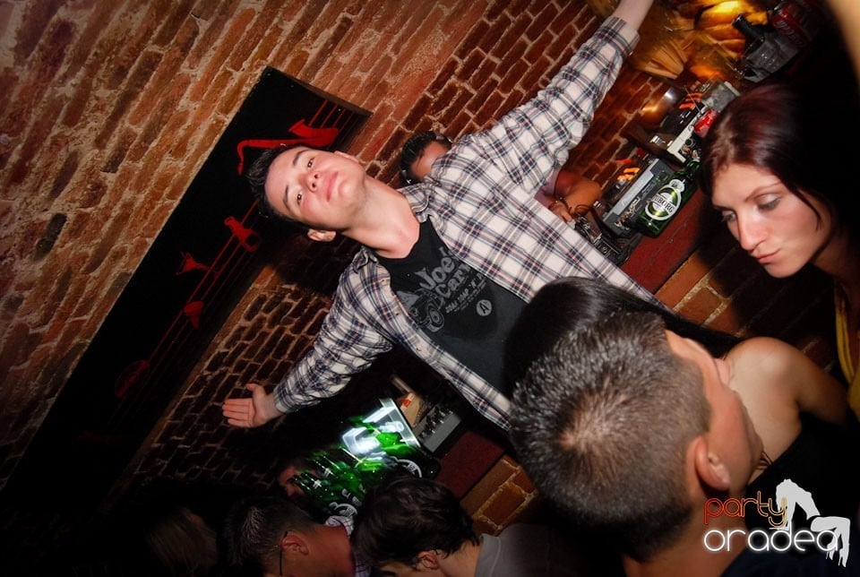 Party Time @ Club Escape, 