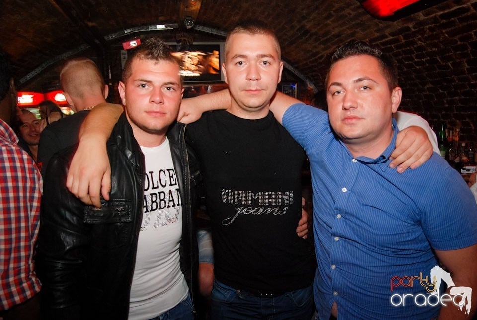 Party Time @ Club Escape, 