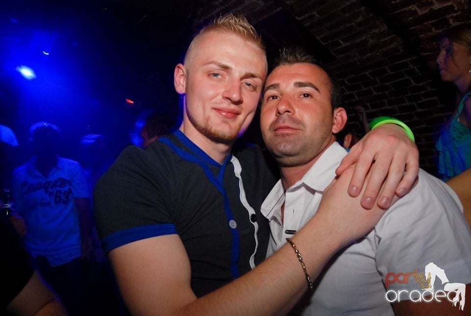 Party Time @ Club Escape, 