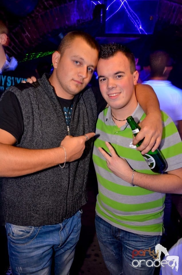 Party Time @ Club Escape, 