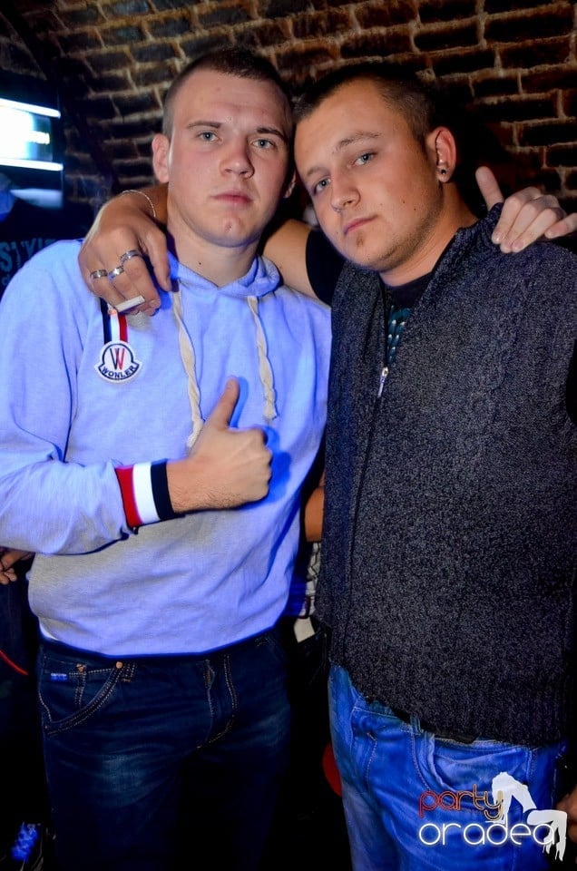 Party Time @ Club Escape, 