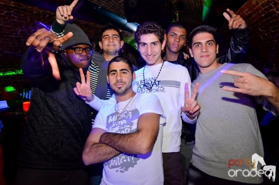 Party Time @ Club Escape, 