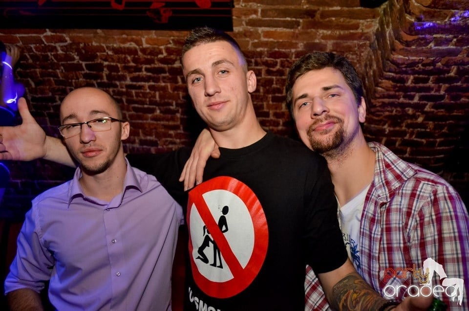 Party Time @ Club Escape, 