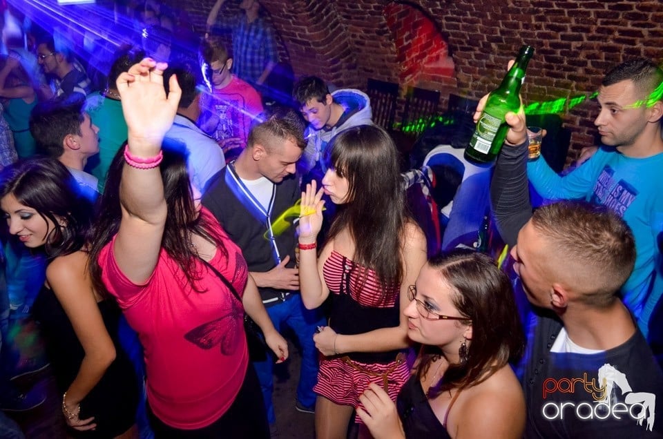 Party Time @ Club Escape, 