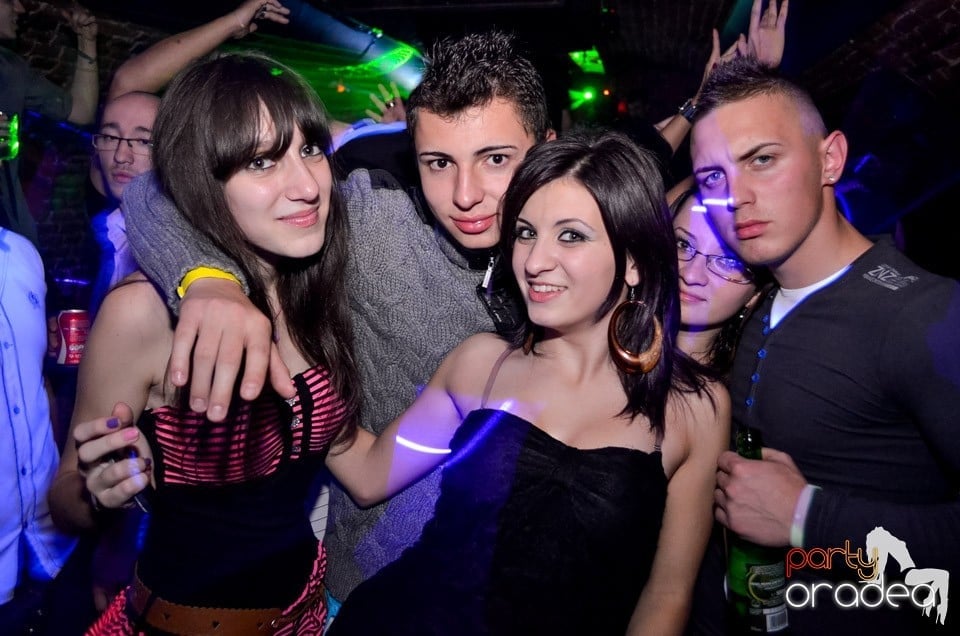 Party Time @ Club Escape, 