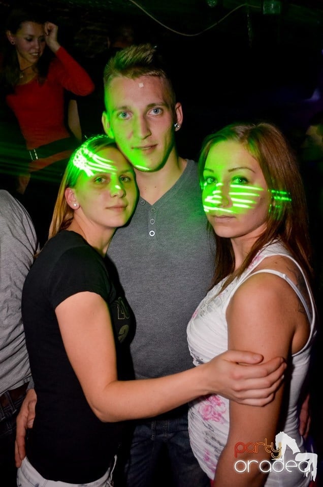 Party Time @ Club Escape, 