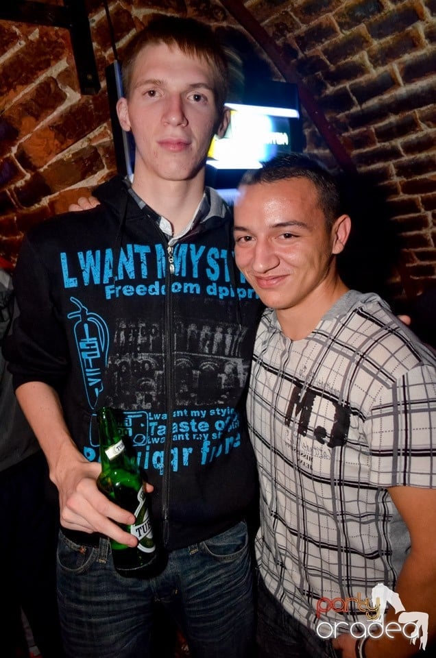 Party Time @ Club Escape, 