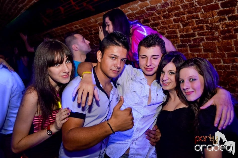 Party Time @ Club Escape, 