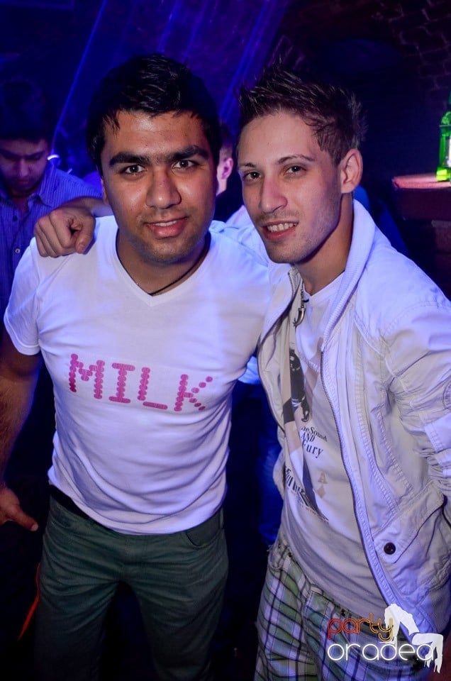 Party Time @ Club Escape, 