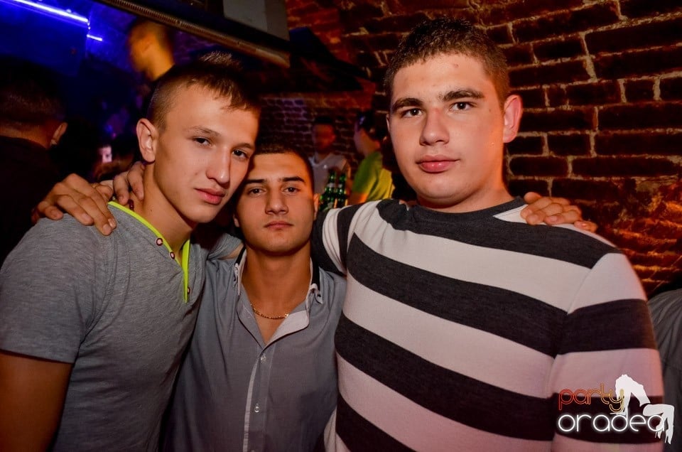 Party Time @ Club Escape, 