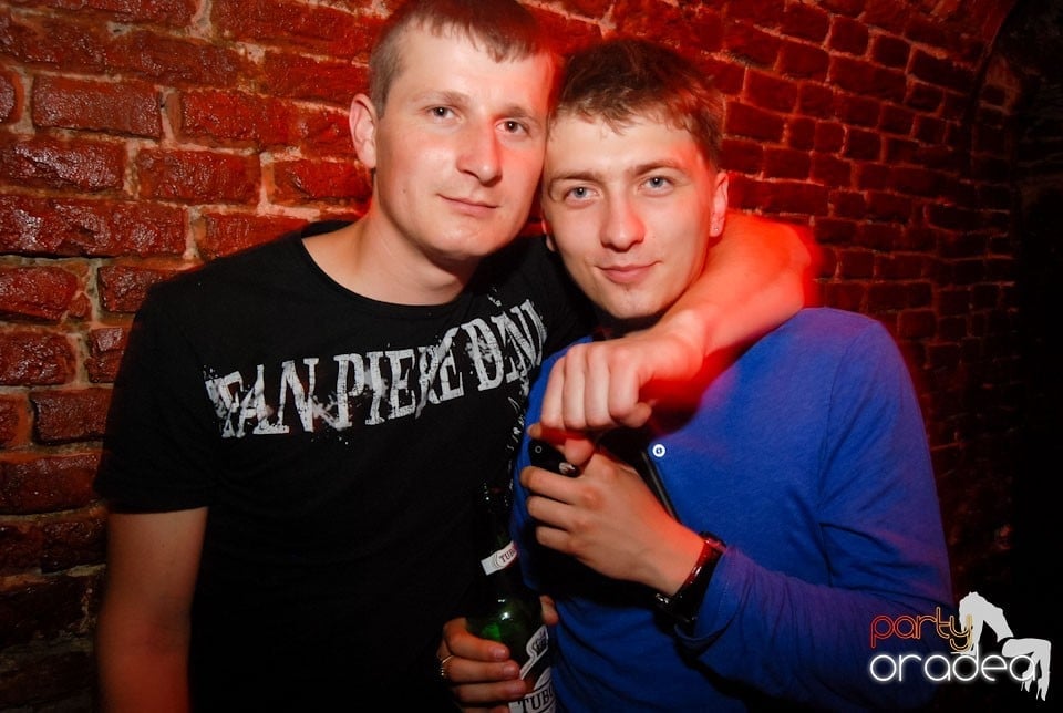 Party Time @ Club Escape, 