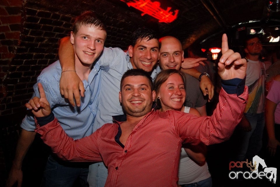 Party Time @ Club Escape, 