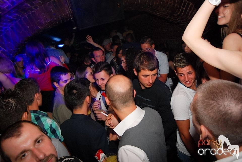 Party Time @ Club Escape, 